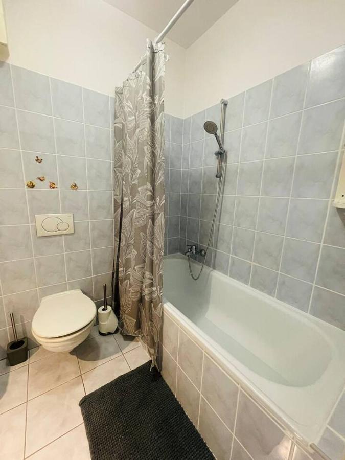 Central Studio Close To Andrassy Avenue For 4 Persons Budapest Exterior photo
